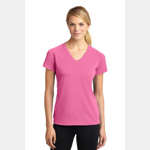 Women's Ultimate Performance V Neck Thumbnail